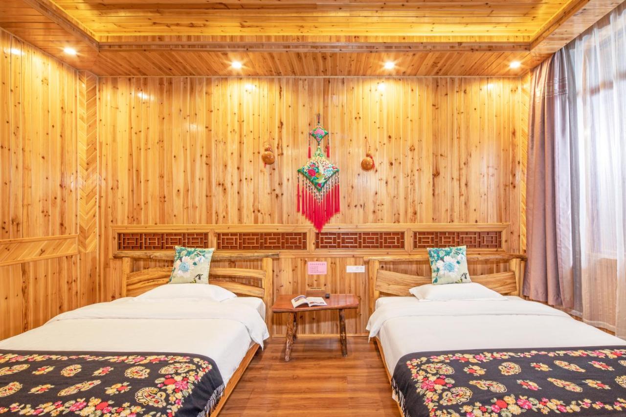 Long An Hotel Лунгшен Екстер'єр фото