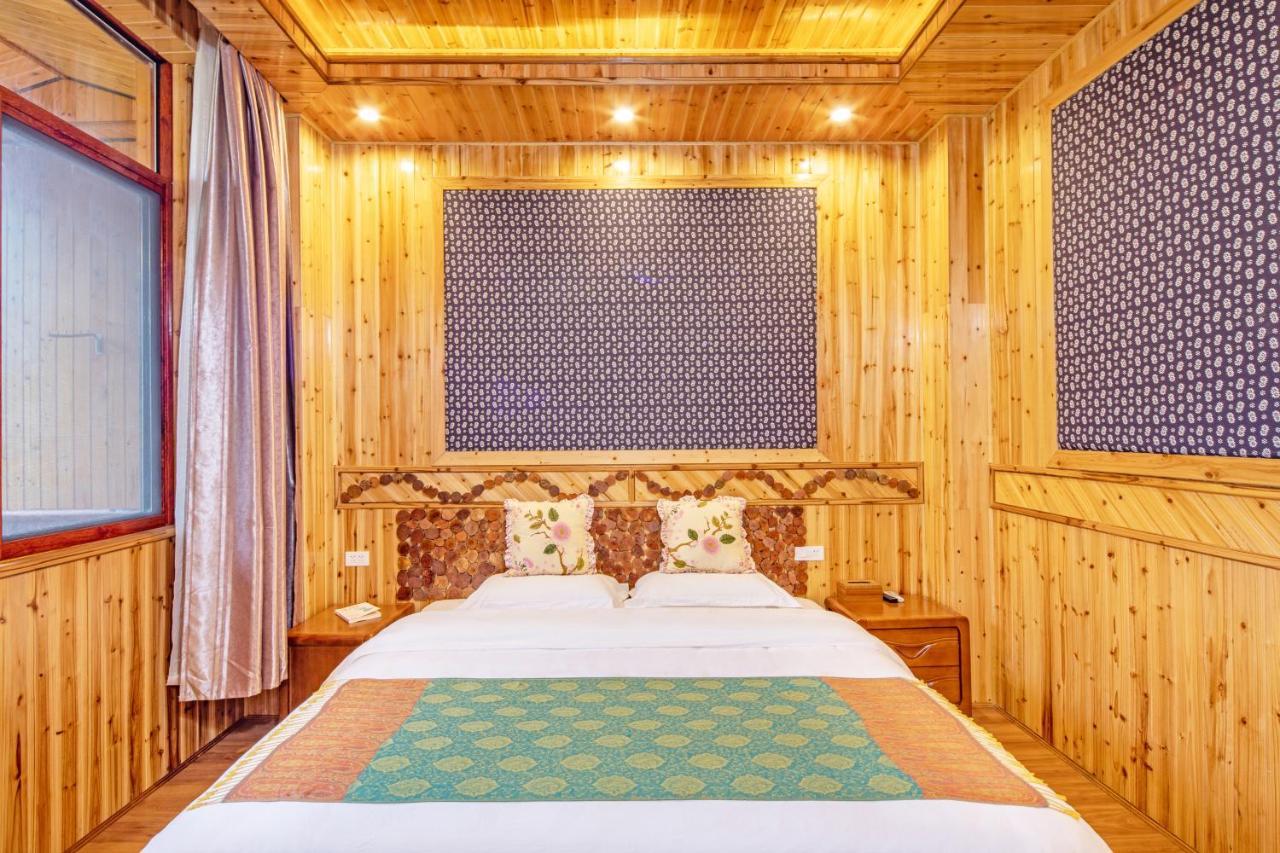 Long An Hotel Лунгшен Екстер'єр фото